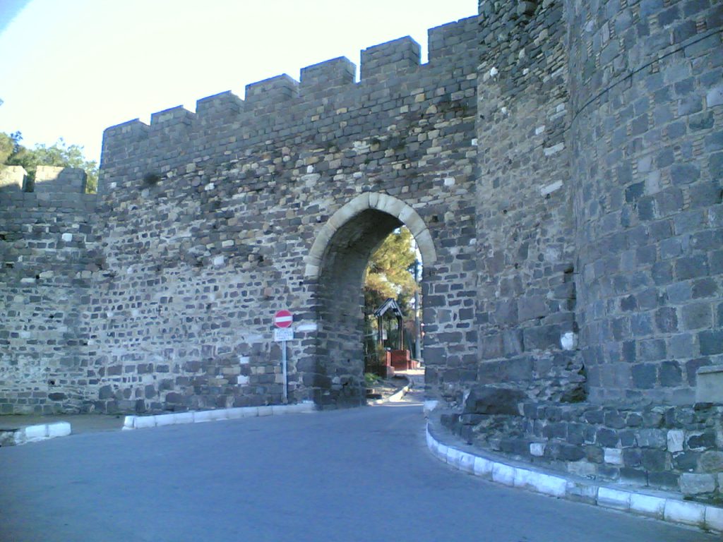 کادیفه قلعه