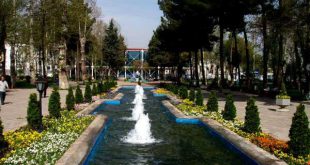 گردشگری و تفریح در باغ ملی در مشهد