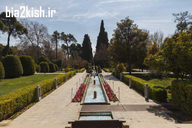گردشگری در باغ زیبای ارم در شیراز