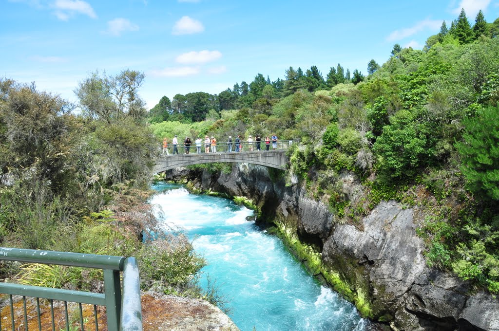 تصاویر گردشگری آبشار هوکا